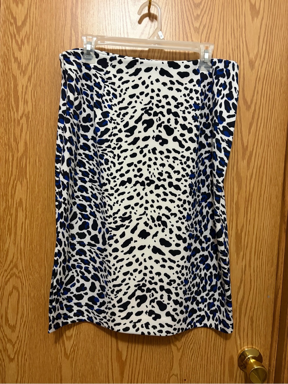 Worthington White Black and Blue Animal-Print Midi Skirt